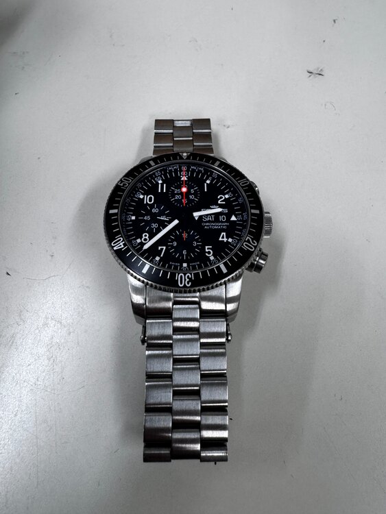 フォルティス　B-42 コスモノート（高級時計）の商品画像 - 査定依頼日：2025年5月29日 - 最高査定価格：140,000円