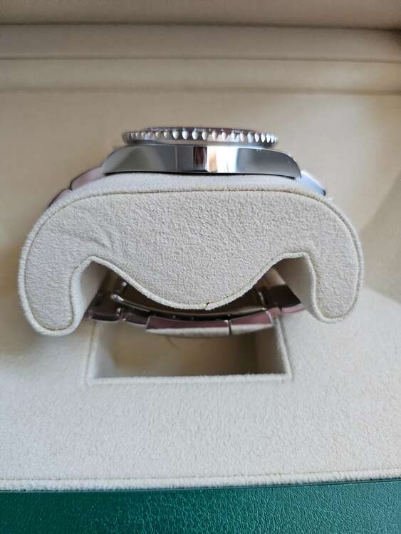 126719BLRO（高級時計）の商品画像 - 査定依頼日：2024年12月20日 - 最高査定価格：5,000,000円