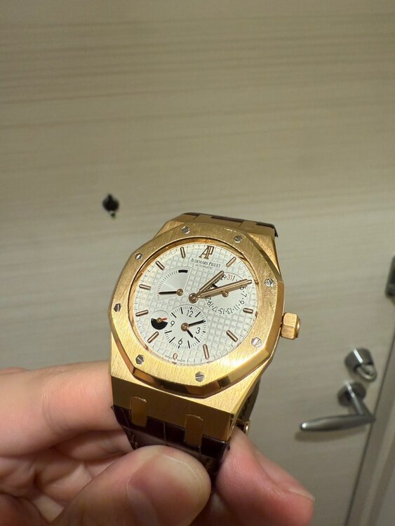 デュアルタイム（高級時計）の商品画像 - 査定依頼日：2024年12月9日 - 最高査定価格：4,050,000円