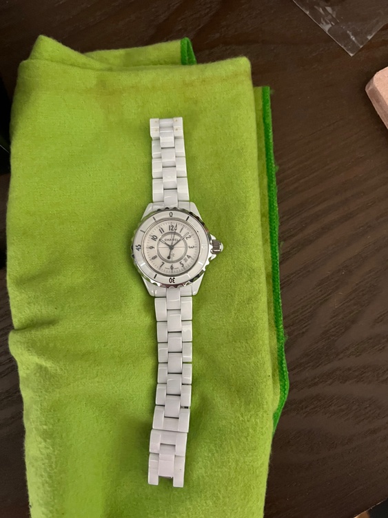 シャネル J12 （高級時計）の商品画像 - 査定依頼日：2026年4月11日 - 最高査定価格：150,000円