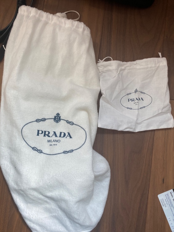 プラダ  （ブランドバッグ）の商品画像 - 査定依頼日：2026年4月20日 - 最高査定価格：125,000円