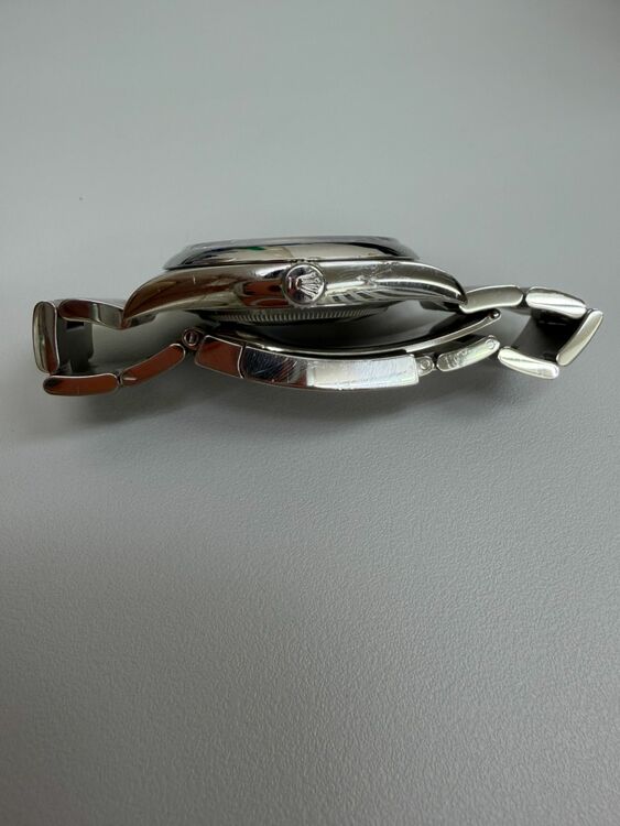 ロレックスオイスターパーペチュアル（高級時計）の商品画像 - 査定依頼日：2025年11月28日 - 最高査定価格：1,350,000円