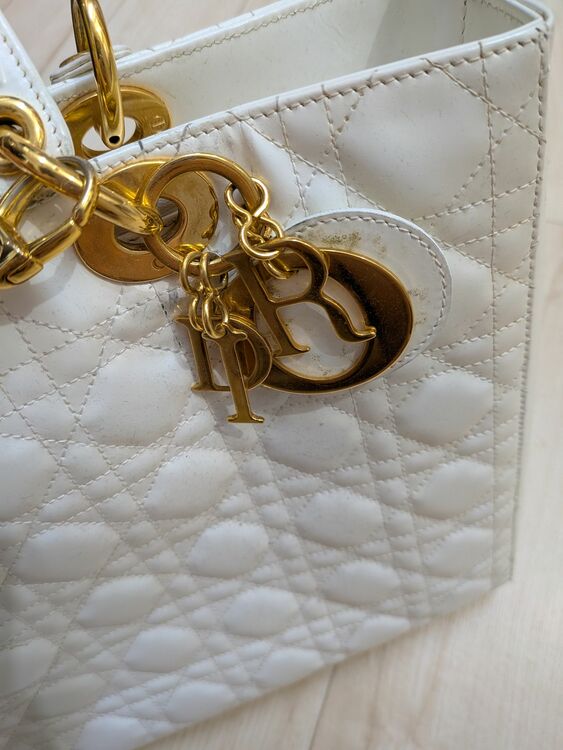 ディオール  （ブランドバッグ）の商品画像 - 査定依頼日：2025年11月17日 - 最高査定価格：230,000円