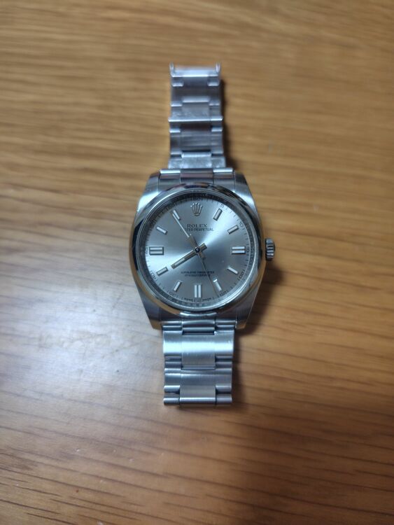 ロレックス パーペチュアル 116000（高級時計）の商品画像 - 査定依頼日：2025年10月22日 - 最高査定価格：960,000円