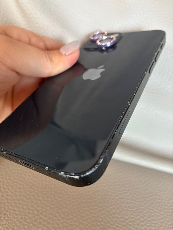 iPhone13mini（スマホ）の商品画像 - 査定依頼日：2025年12月11日 - 最高査定価格：25,000円