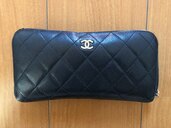 シャネル　マトラッセ　キャビアスキン（ブランド財布・小物）の商品画像 - 査定依頼日：2024年4月28日 - 最高査定価格：20,000円