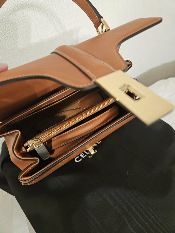 セリーヌ  （ブランドバッグ）の商品画像 - 査定依頼日：2026年4月25日 - 最高査定価格：160,000円