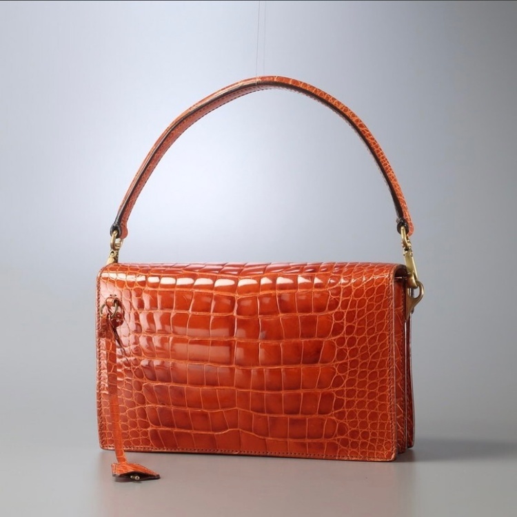 ヴィンテージクロコ　ハンドバック（ブランドバッグ）の商品画像 - 査定依頼日：2026年1月21日 - 最高査定価格：80,000円