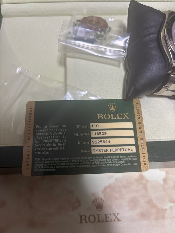 ロレックス デイトナ 11650（高級時計）の商品画像 - 査定依頼日：2025年1月6日 - 最高査定価格：5,880,000円