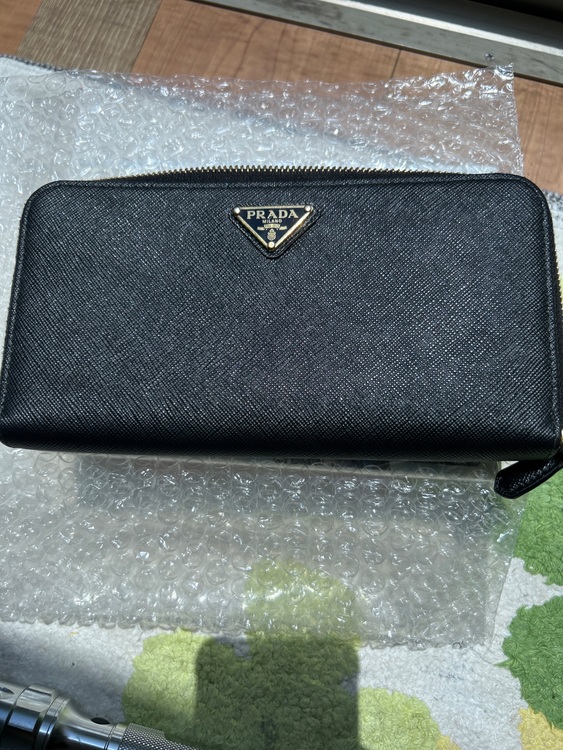 サフィアーノレザー　長財布（古着・ファッション）の商品画像 - 査定依頼日：2025年7月26日 - 最高査定価格：20,000円