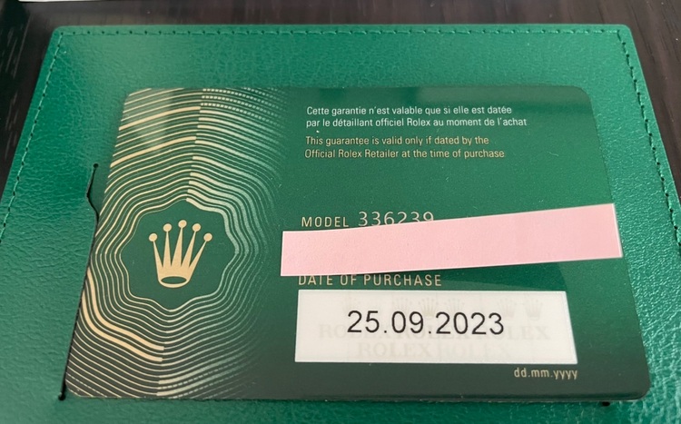 スカイドゥエラー　ホワイト文字盤　オイスターフレックス（高級時計）の商品画像 - 査定依頼日：2025年6月19日 - 最高査定価格：5,200,000円