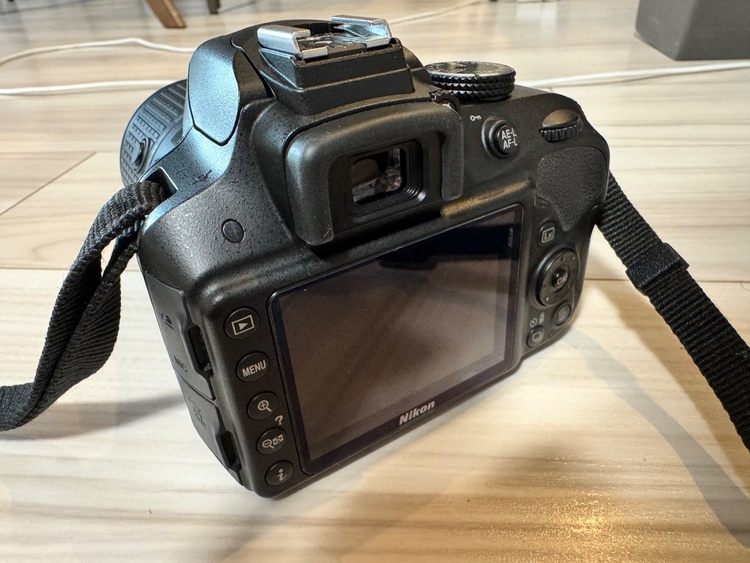 D3300ダブルズームキット2（カメラ）の商品画像 - 査定依頼日：2026年2月11日 - 最高査定価格：28,000円