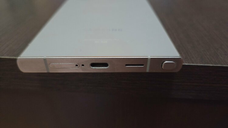 Galaxy Galaxy S24 シリーズ docomo（スマホ）の商品画像 - 査定依頼日：2026年8月4日 - 最高査定価格：50,000円