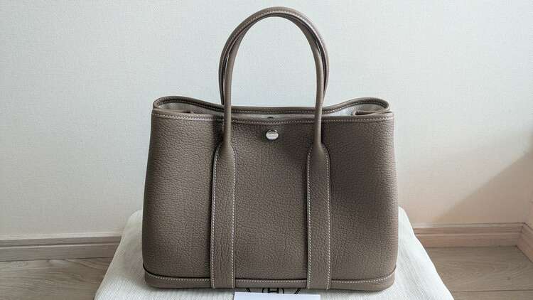 ガーデンパーティ30（ブランドバッグ）の商品画像 - 査定依頼日：2025年5月19日 - 最高査定価格：720,000円