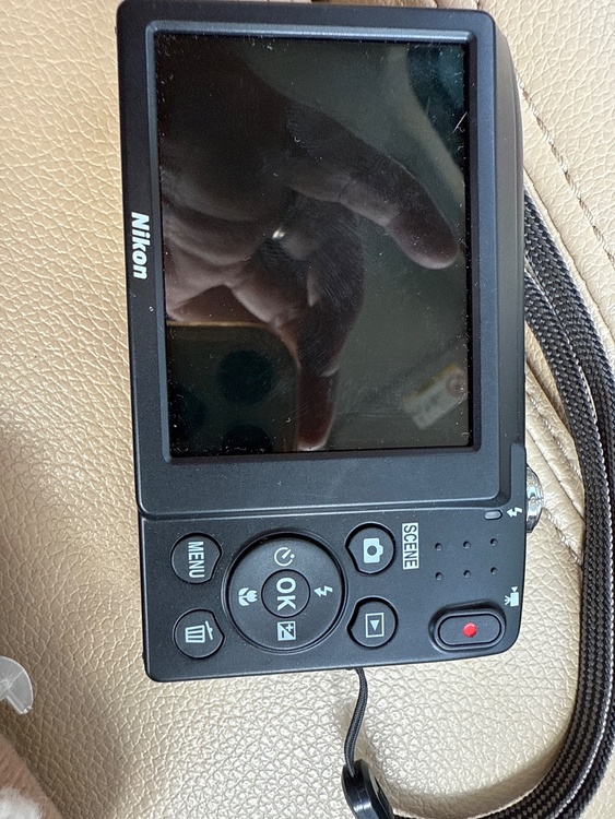 COOLPIXA100（カメラ）の商品画像 - 査定依頼日：2026年10月1日 - 最高査定価格：8,000円