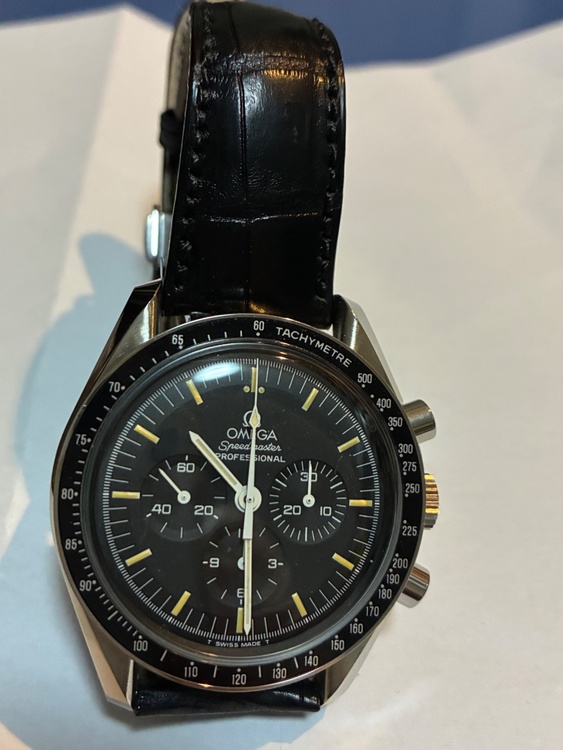 オメガ スピードマスター アポロ11号月面着陸25周年もでr（高級時計）の商品画像 - 査定依頼日：2026年4月2日 - 最高査定価格：1,200,000円