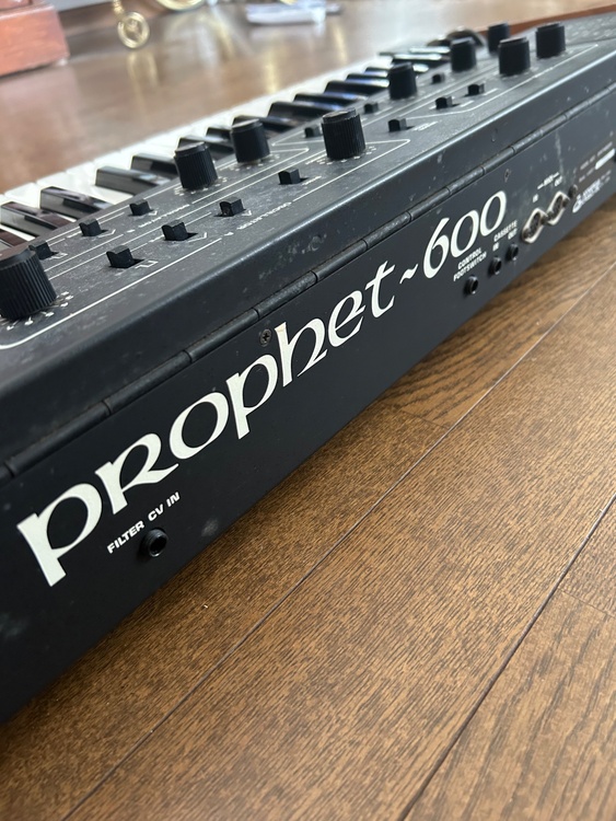 Prophet-600　Serial #600-025（ピアノ・楽器・PA機材）の商品画像 - 査定依頼日：2026年7月4日 - 最高査定価格：50,000円