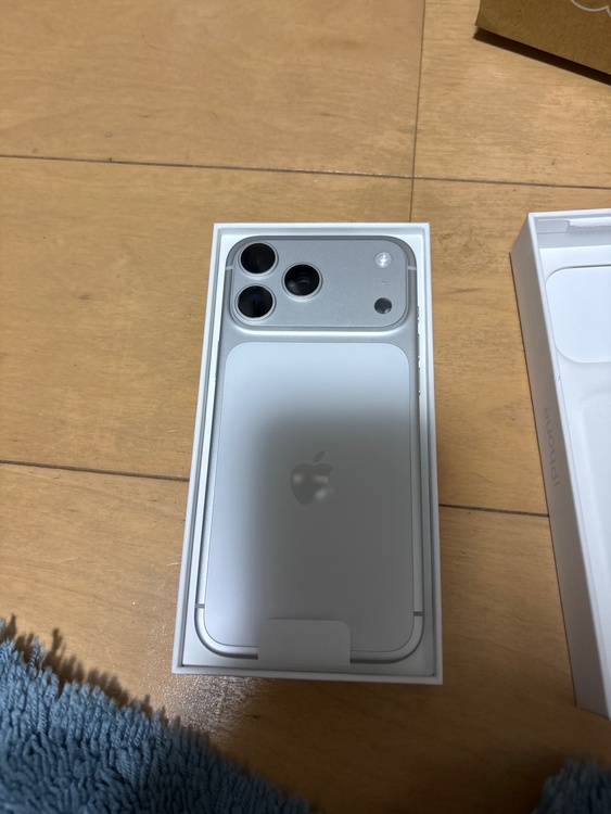 iPhone17promax（スマホ）の商品画像 - 査定依頼日：2026年8月25日 - 最高査定価格：169,000円