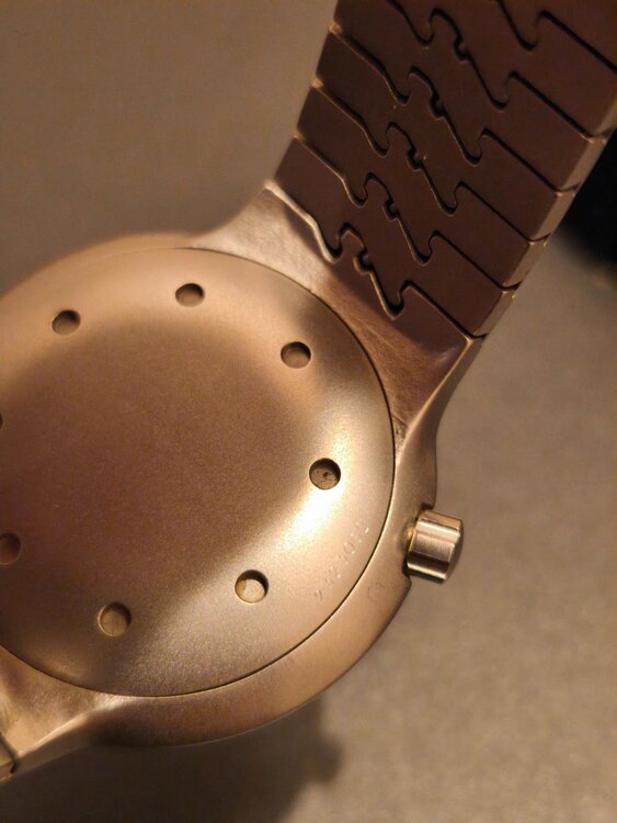 ポルシェデザイン　オーシャン2000（高級時計）の商品画像 - 査定依頼日：2026年4月3日 - 最高査定価格：500,000円