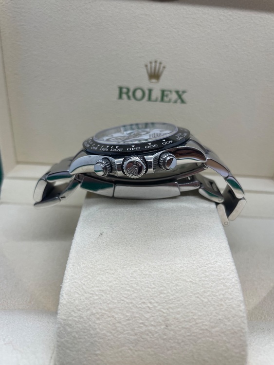 ロレックス デイトナ 116500lm（高級時計）の商品画像 - 査定依頼日：2025年6月18日 - 最高査定価格：4,120,000円