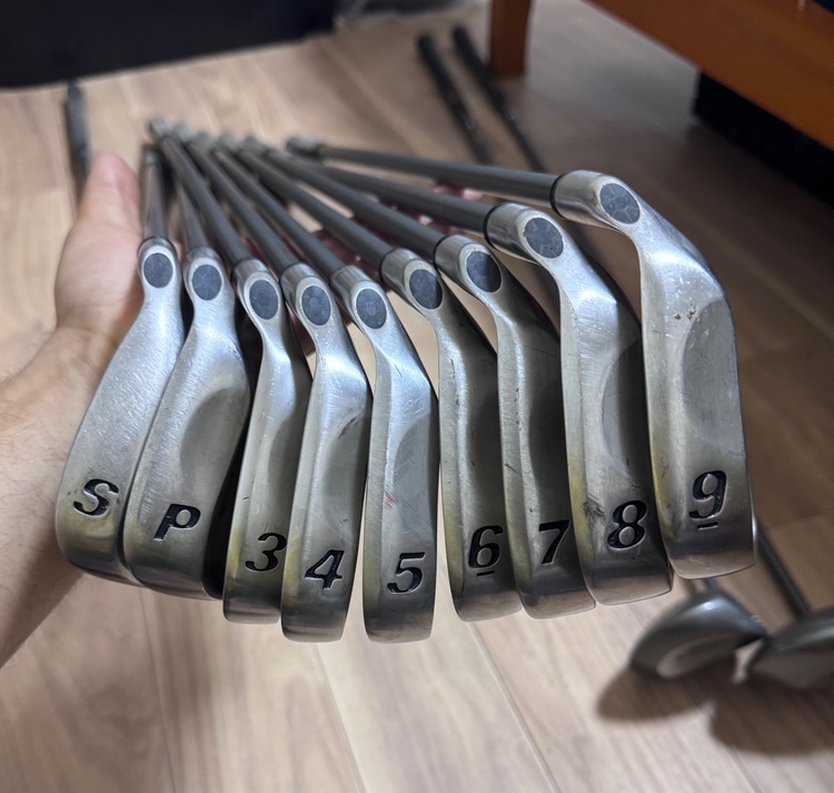 キャロウェイCallaway Big Berthaゴルフクラブセット 12本 ド（ゴルフ用品）の商品画像 - 査定依頼日：2026年4月12日 - 最高査定価格：2,000円