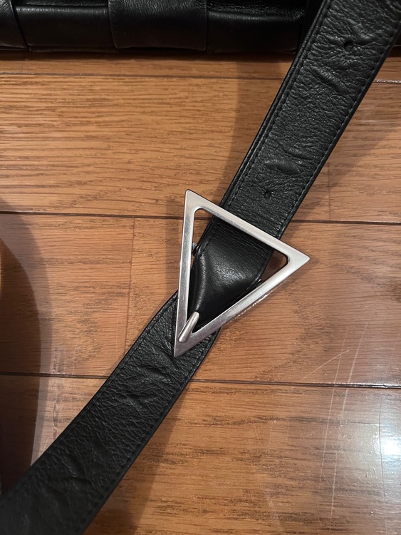 ボッテガ・ヴェネタ  （ブランドバッグ）の商品画像 - 査定依頼日：2025年9月21日 - 最高査定価格：100,000円