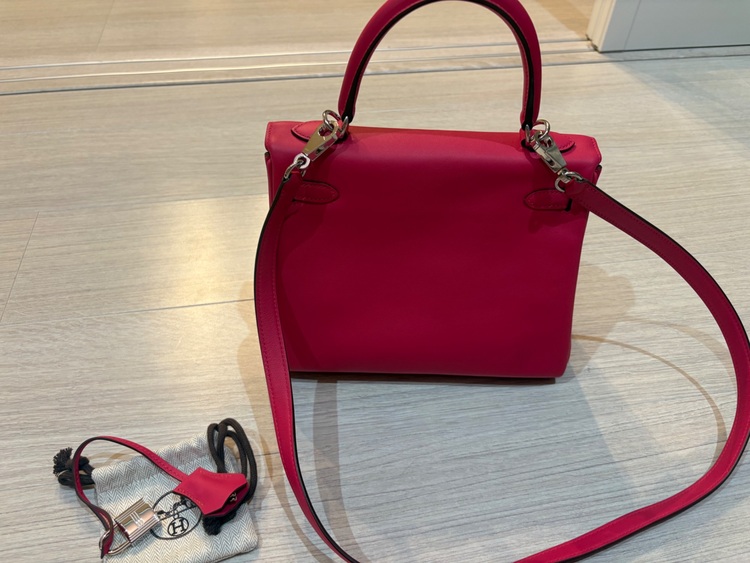 エルメス ケリー （ブランドバッグ）の商品画像 - 査定依頼日：2025年8月15日 - 最高査定価格：2,200,000円