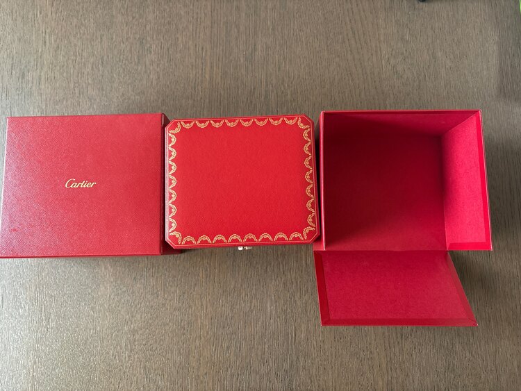 カルティエ サントス WSSA003（高級時計）の商品画像 - 査定依頼日：2025年5月28日 - 最高査定価格：900,000円