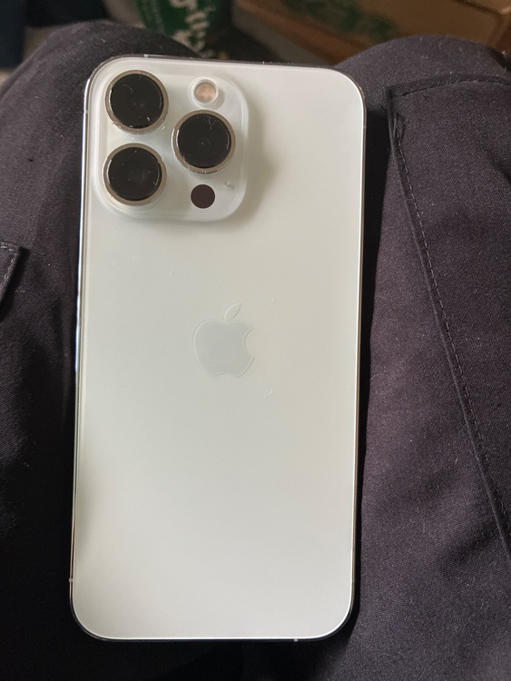 iPhone 13puro（スマホ）の商品画像 - 査定依頼日：2026年9月30日 - 最高査定価格：47,000円