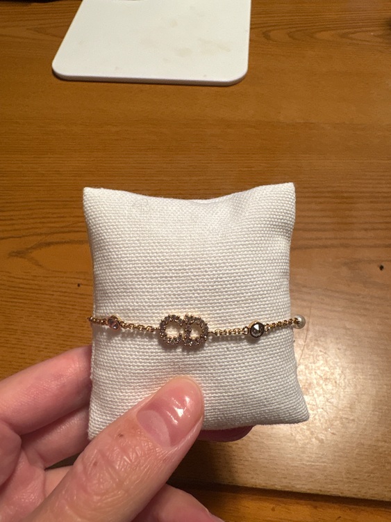 ディオール  （ブランドバッグ）の商品画像 - 査定依頼日：2025年10月26日 - 最高査定価格：35,000円