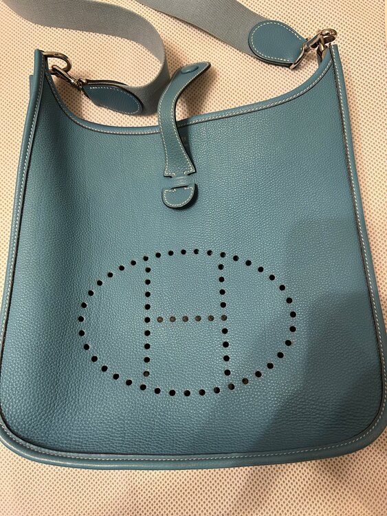 シルバー金具　PMサイズ　トゴ（ブランドバッグ）の商品画像 - 査定依頼日：2025年5月6日 - 最高査定価格：500,000円