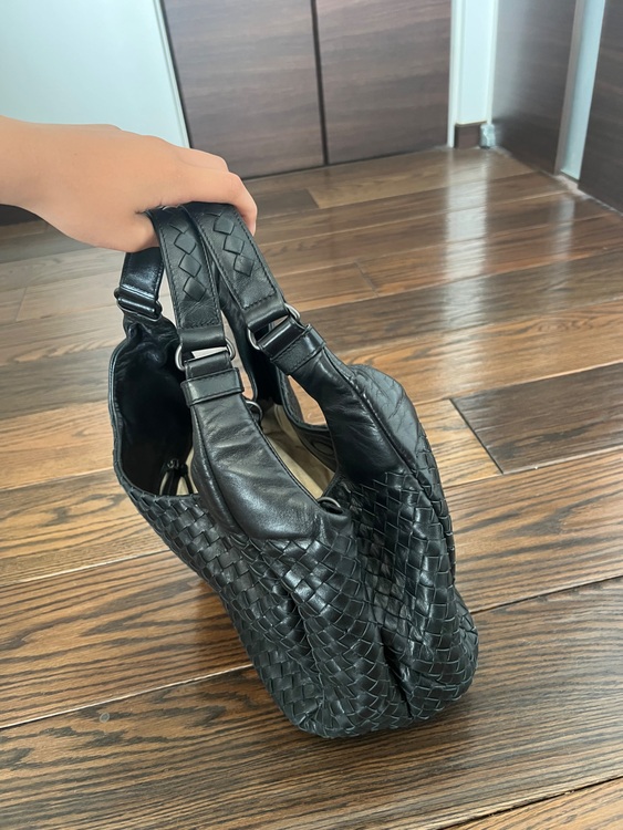 ボッテガ・ヴェネタ  （ブランドバッグ）の商品画像 - 査定依頼日：2025年9月14日 - 最高査定価格：55,000円