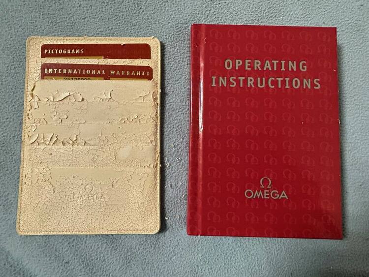オメガ スピードマスター 35105000（高級時計）の商品画像 - 査定依頼日：2025年12月5日 - 最高査定価格：500,000円