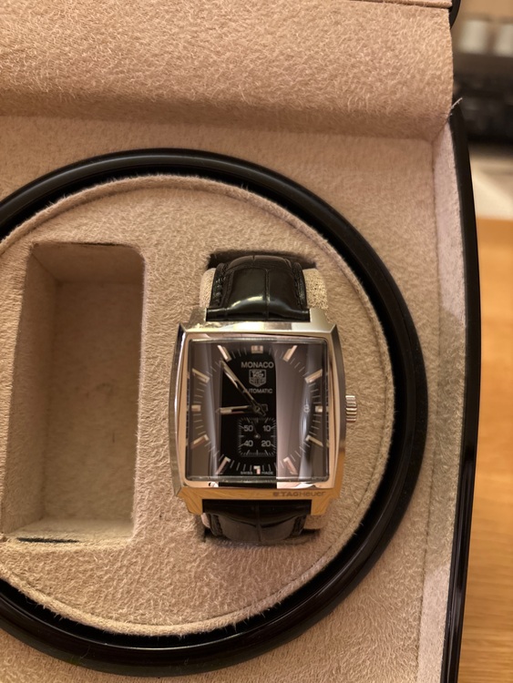 タグホイヤー モナコ WW2110-（高級時計）の商品画像 - 査定依頼日：2025年9月23日 - 最高査定価格：250,000円