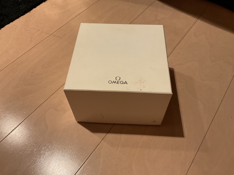 3520.50 スピードマスターマーク40トリプルカレンダー（高級時計）の商品画像 - 査定依頼日：2026年2月3日 - 最高査定価格：305,000円