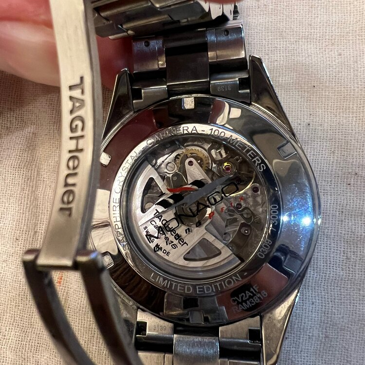 タグホイヤー モナコ CV2A1e（高級時計）の商品画像 - 査定依頼日：2025年2月9日 - 最高査定価格：250,000円