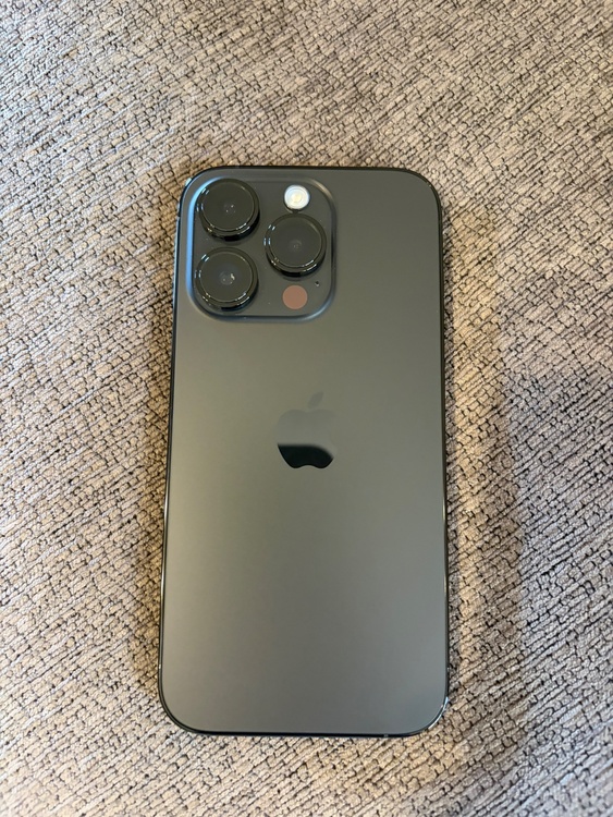 iPhone iPhone 14 Pro 256GB SIMフリー（スマホ）の商品画像 - 査定依頼日：2026年9月21日 - 最高査定価格：71,000円
