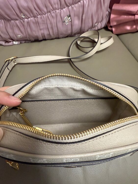 Ophidia（ブランドバッグ）の商品画像 - 査定依頼日：2025年6月1日 - 最高査定価格：84,000円