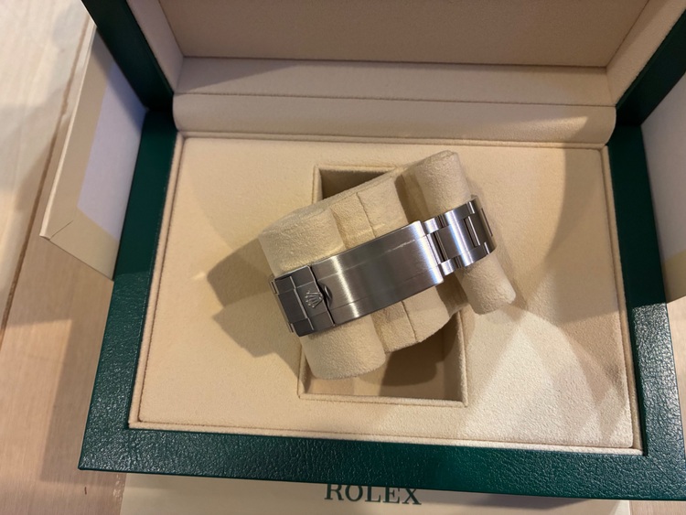 サブマリーナ　ノンデイト（高級時計）の商品画像 - 査定依頼日：2025年8月15日 - 最高査定価格：1,750,000円