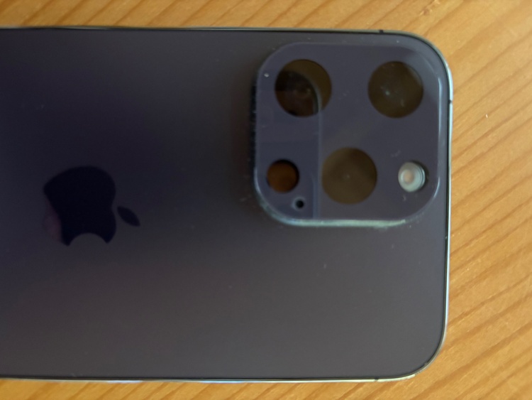 iPhone 13 Pro Max 256GB SIMフリー（スマホ）の商品画像 - 査定依頼日：2026年5月11日 - 最高査定価格：61,000円