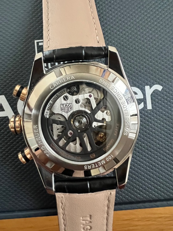 タグホイヤー カレラ CBN2A5A.FC6481（高級時計）の商品画像 - 査定依頼日：2025年6月10日 - 最高査定価格：440,000円