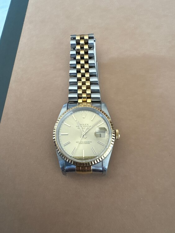 ロレックス デイトジャスト 1623（高級時計）の商品画像 - 査定依頼日：2025年3月1日 - 最高査定価格：900,000円