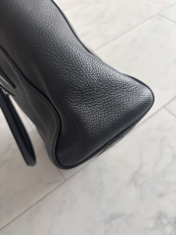 プラダ  （ブランドバッグ）の商品画像 - 査定依頼日：2025年10月6日 - 最高査定価格：85,000円