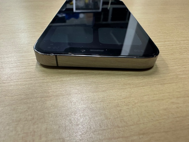 iPhone12pro256GBsimフリー（スマホ）の商品画像 - 査定依頼日：2026年8月21日 - 最高査定価格：36,000円