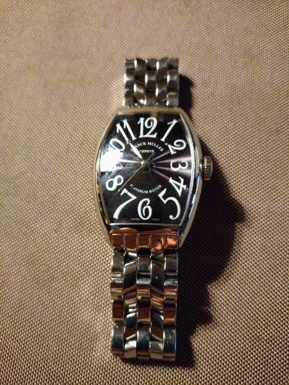 フランクミュラー トノウカーベックス （高級時計）の商品画像 - 査定依頼日：2025年6月2日 - 最高査定価格：300,000円