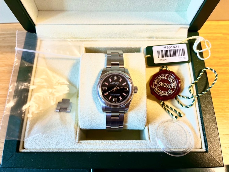 オイスターパーペチュアル（高級時計）の商品画像 - 査定依頼日：2025年8月22日 - 最高査定価格：580,000円