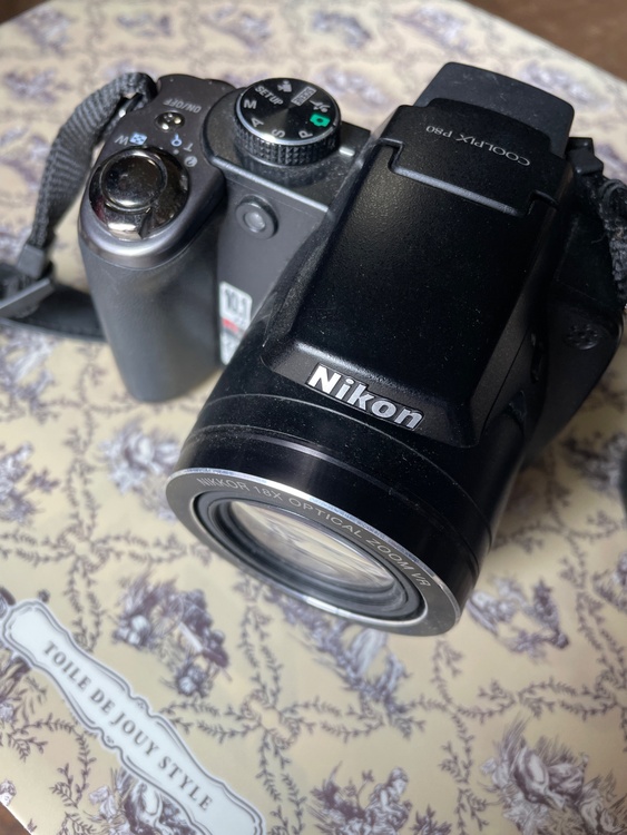 COOLPIX P80（カメラ）の商品画像 - 査定依頼日：2026年2月20日 - 最高査定価格：500円