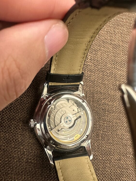 ジャガー・ルクル マスター （高級時計）の商品画像 - 査定依頼日：2025年4月23日 - 最高査定価格：450,000円