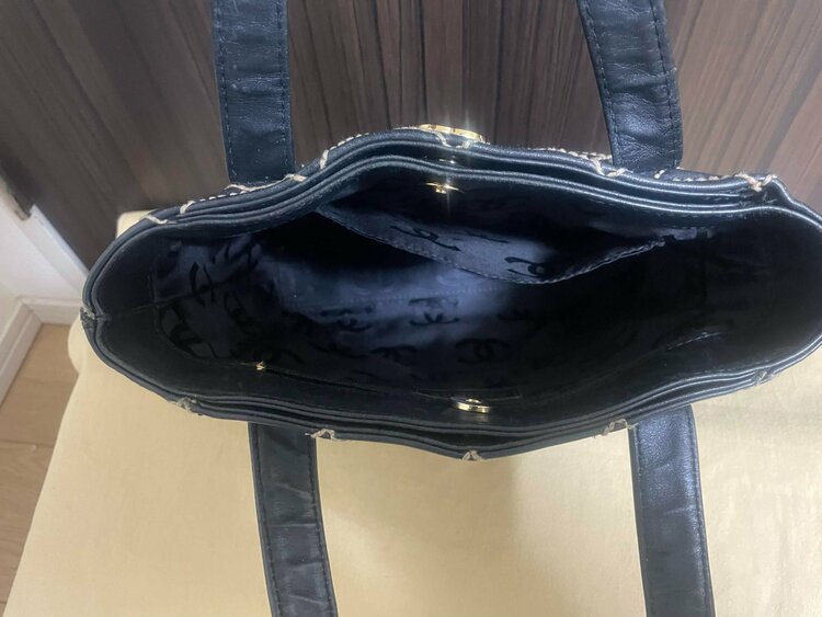 ワイルドステッチ（ブランドバッグ）の商品画像 - 査定依頼日：2026年3月26日 - 最高査定価格：200,000円