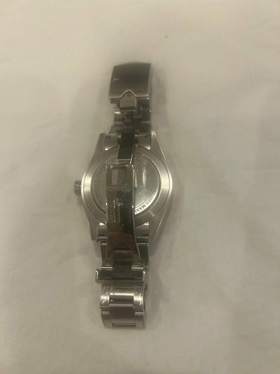 チューダー ブラックベイ 79030N（高級時計）の商品画像 - 査定依頼日：2025年12月7日 - 最高査定価格：300,000円